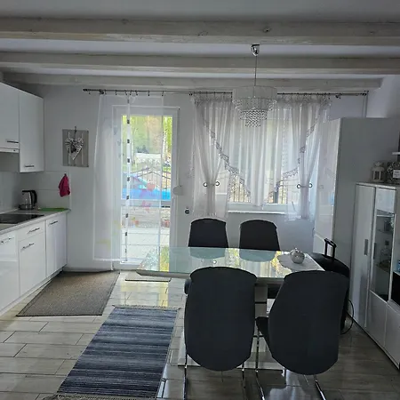 Semesterbostad Prywatne Jacuzzi, Grill, Kajak *
